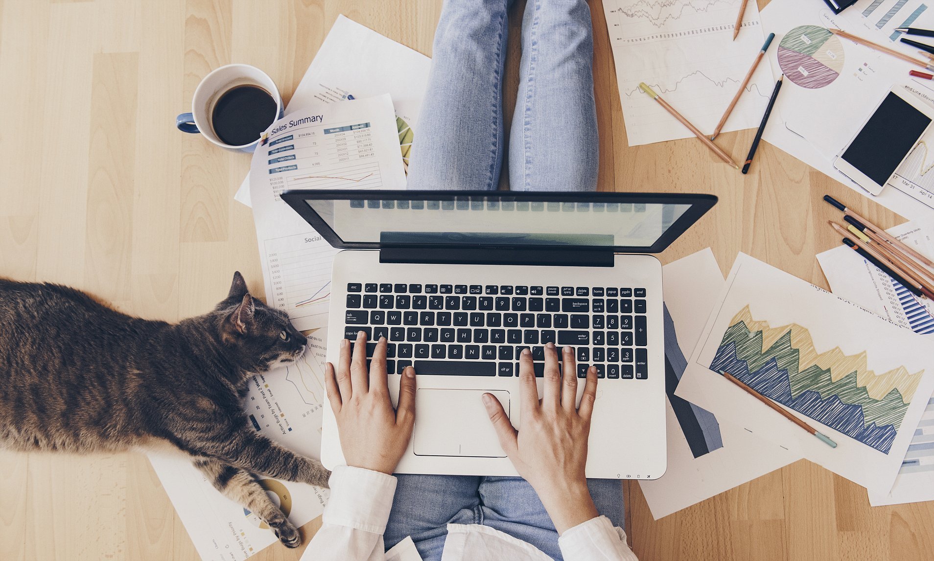 8 Habits of Super-Productive People Who Work From Home